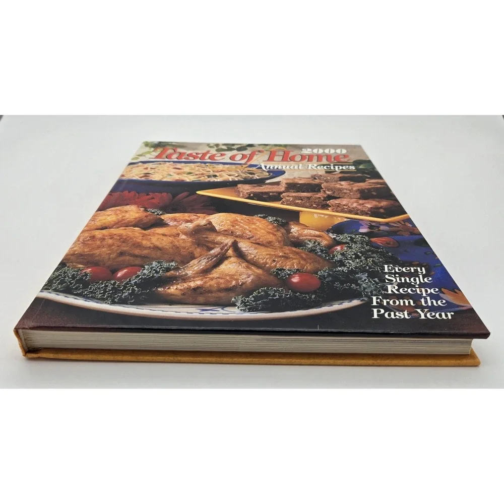 2000 Taste‎ of Home Annual Recipes Hardcover Book Used Cookbook